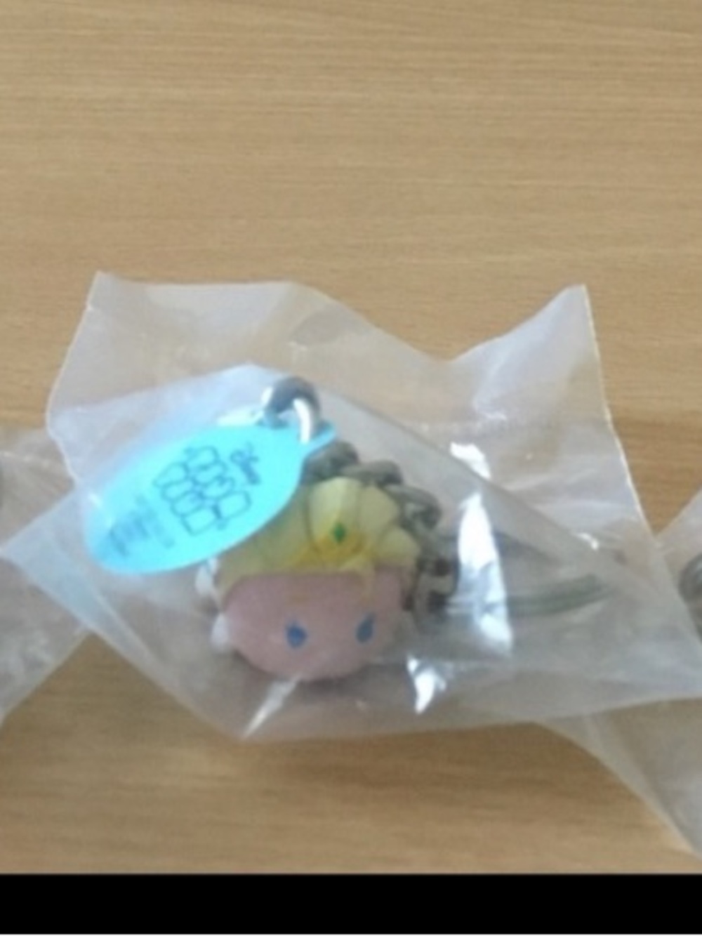 Elsa from Frozen Tsum Tsums Keychain Series 1 Blind Bag Figure Charm by Tomy